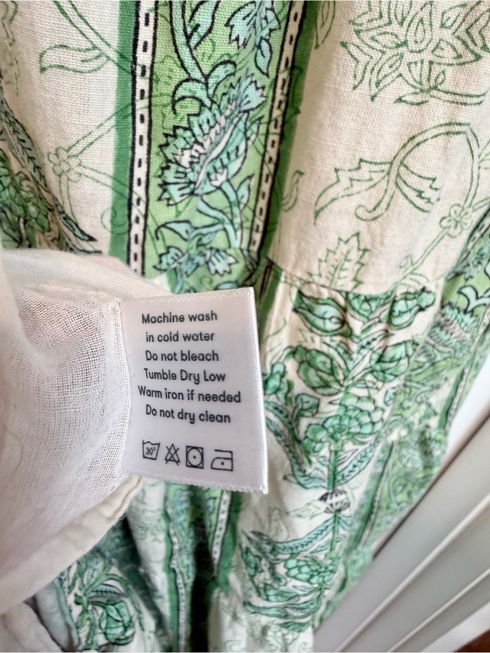 Roller Rabbit Pamela Tiered Dress Size Medium Grass Green Patchwork Floral Cream - Picture 8 of 11